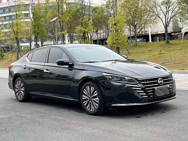 Nissan Teana — фото 3