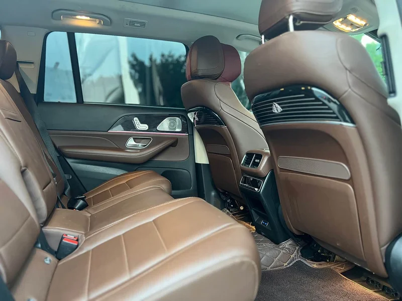 Mercedes-Benz GLS — фото 11