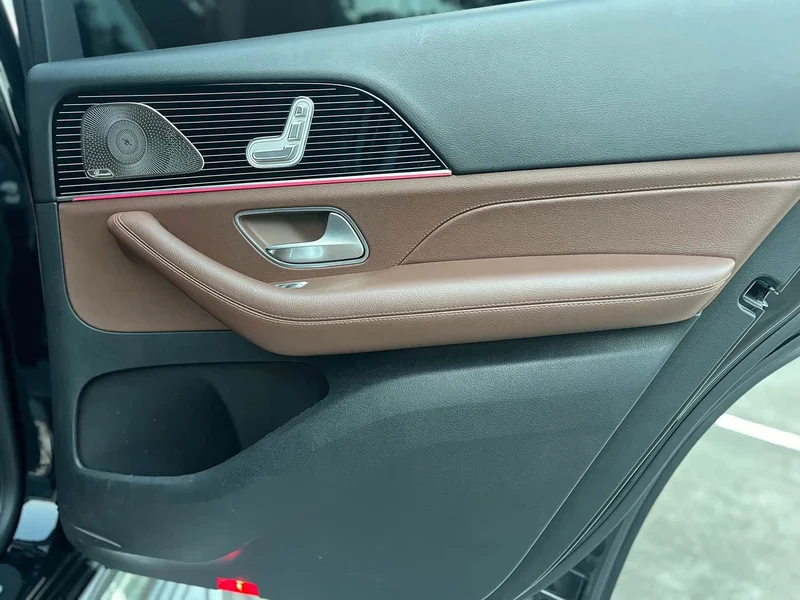 Mercedes-Benz GLS — фото 14