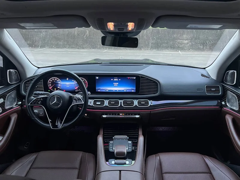 Mercedes-Benz GLS — фото 18