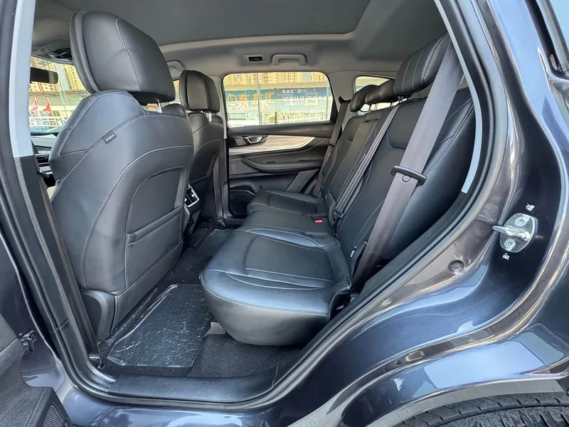 Chery Tiggo 8 Plus — фото 6