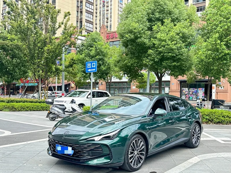 MG MG7