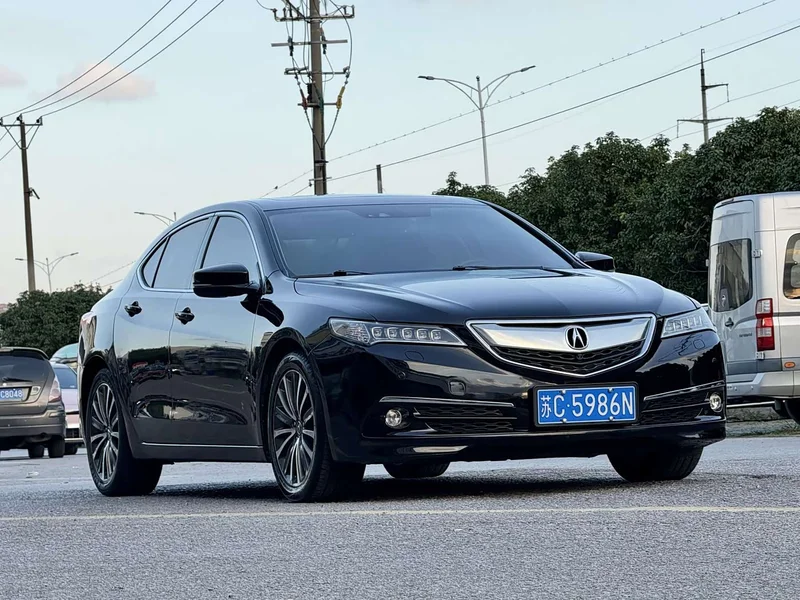 Acura TLX