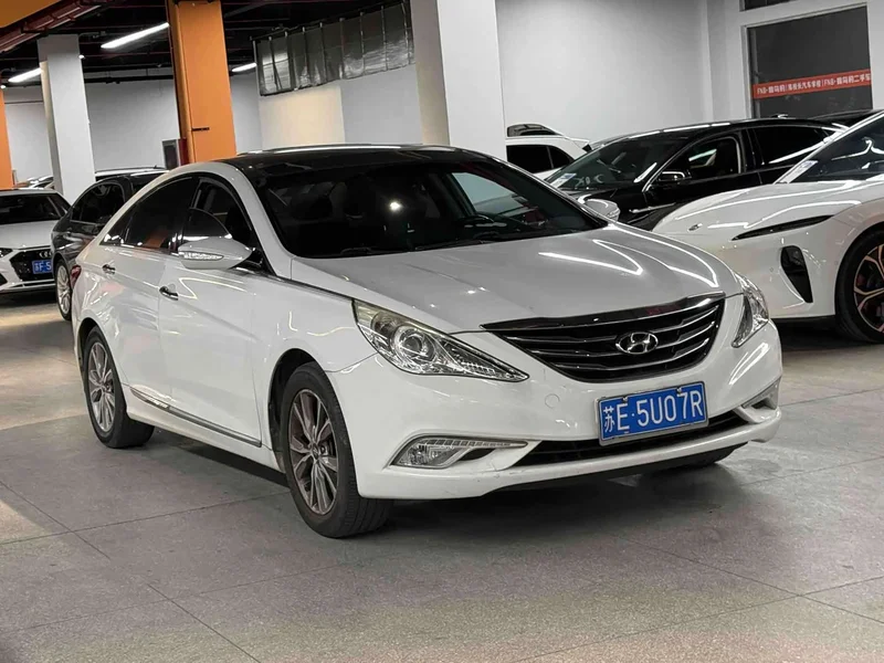 Hyundai Sonata — фото 4