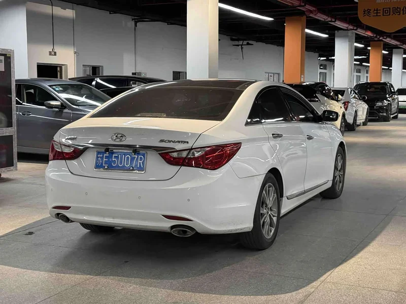 Hyundai Sonata — фото 6