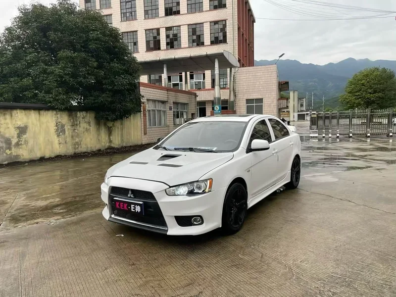Mitsubishi Lancer EX — фото 4