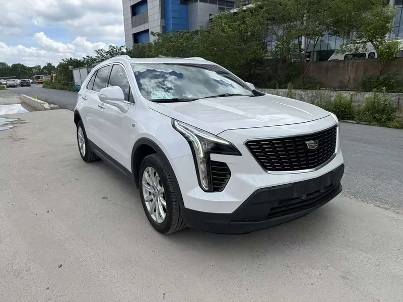 Cadillac XT4 — фото 2
