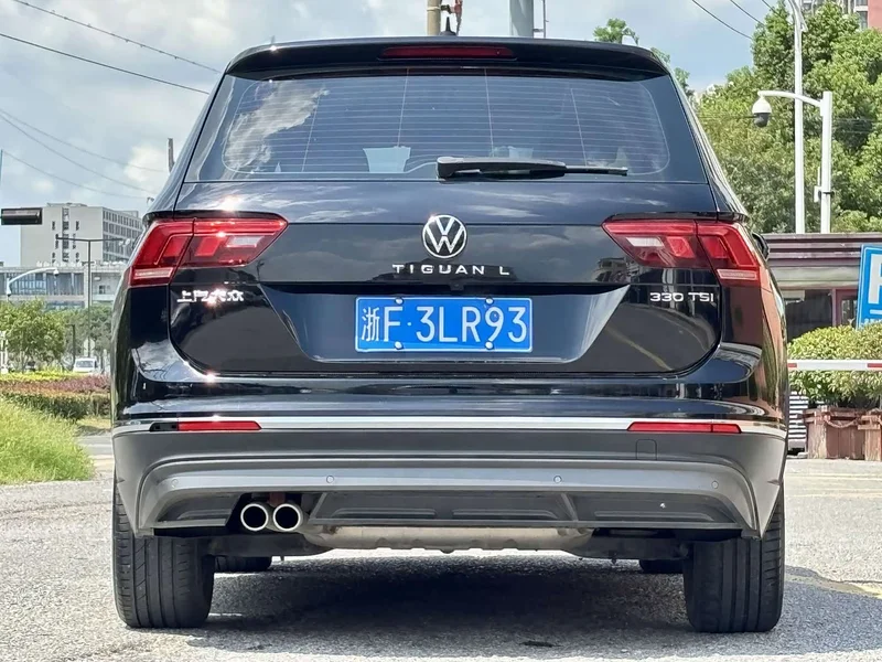 Volkswagen Tiguan L — фото 6