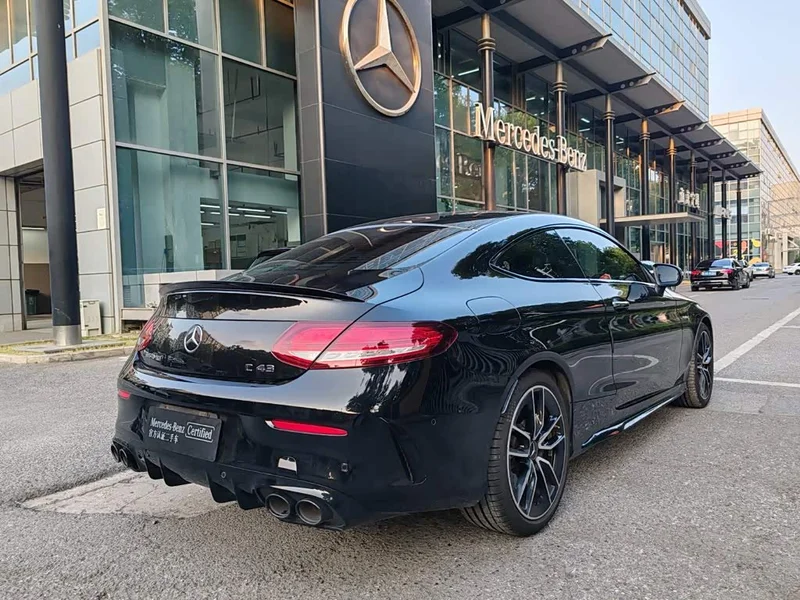 Mercedes-Benz C-Class AMG — фото 15