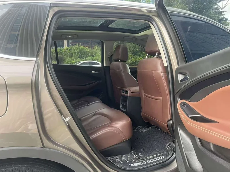 Buick Envision Plus — фото 12