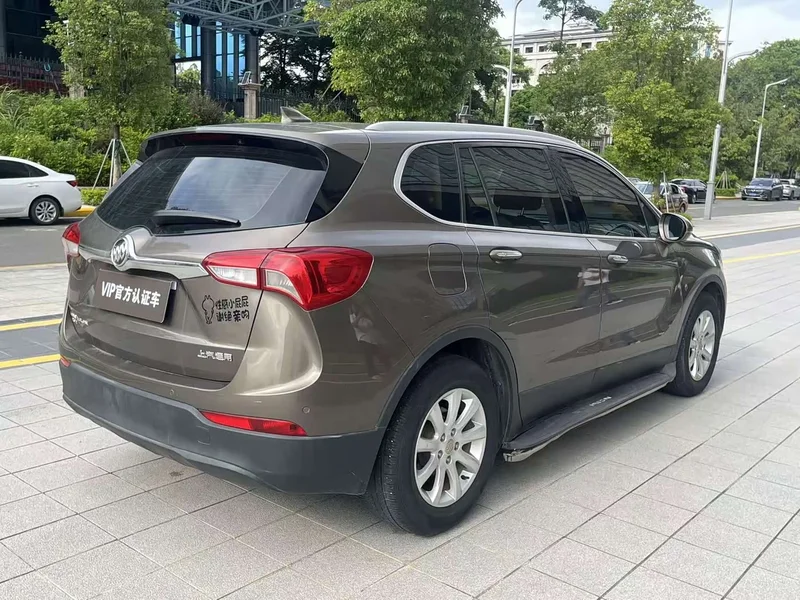 Buick Envision Plus — фото 4