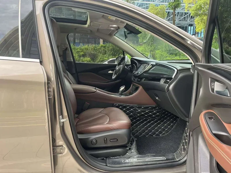 Buick Envision Plus — фото 10