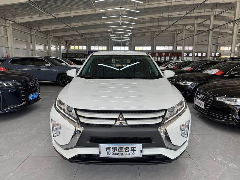 Mitsubishi Eclipse Cross — фото 2