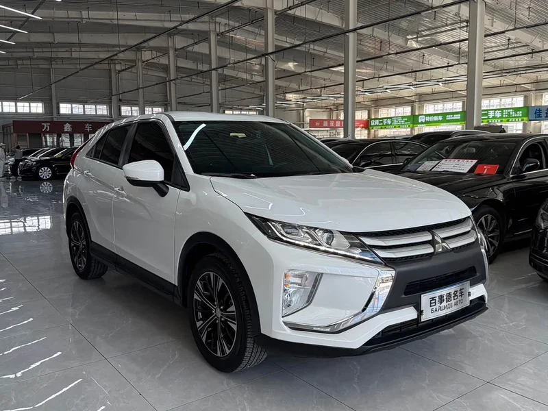Mitsubishi Eclipse Cross — фото 3