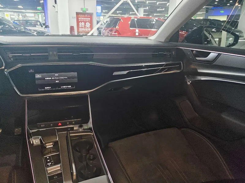 Audi A7L — фото 15