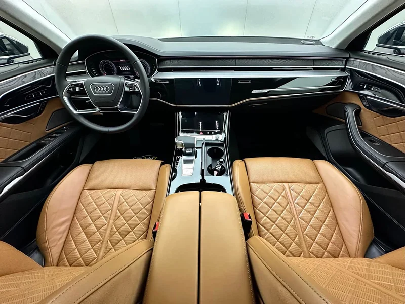 Audi A8 — фото 18