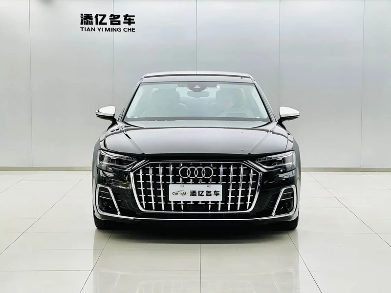 Audi A8 — фото 2