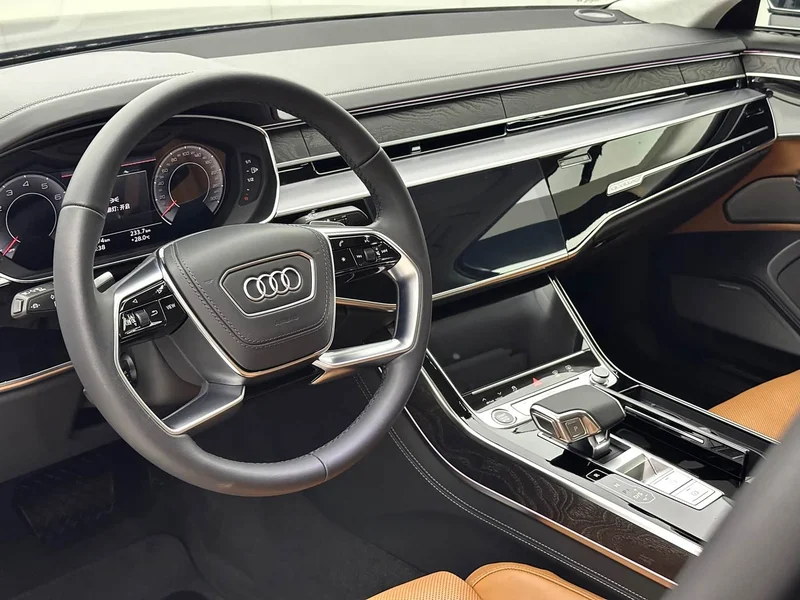 Audi A8 — фото 21