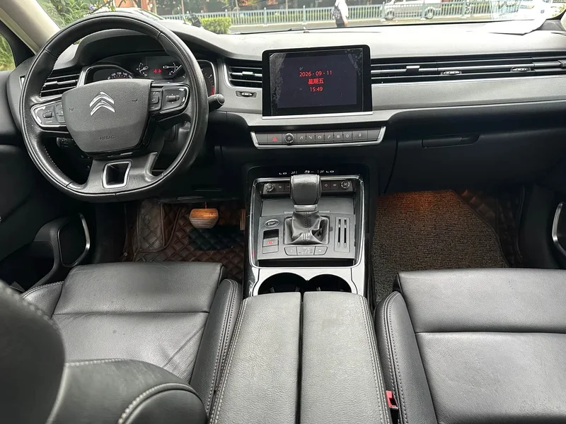 Citroën C5 — фото 11