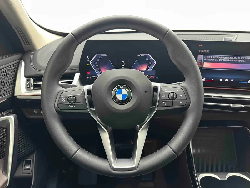BMW X1 — фото 18