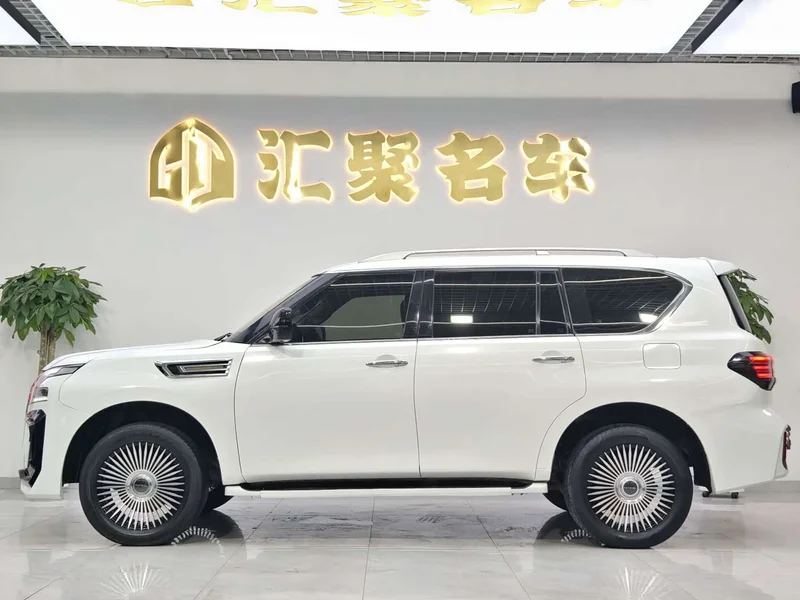 Nissan Patrol — фото 6