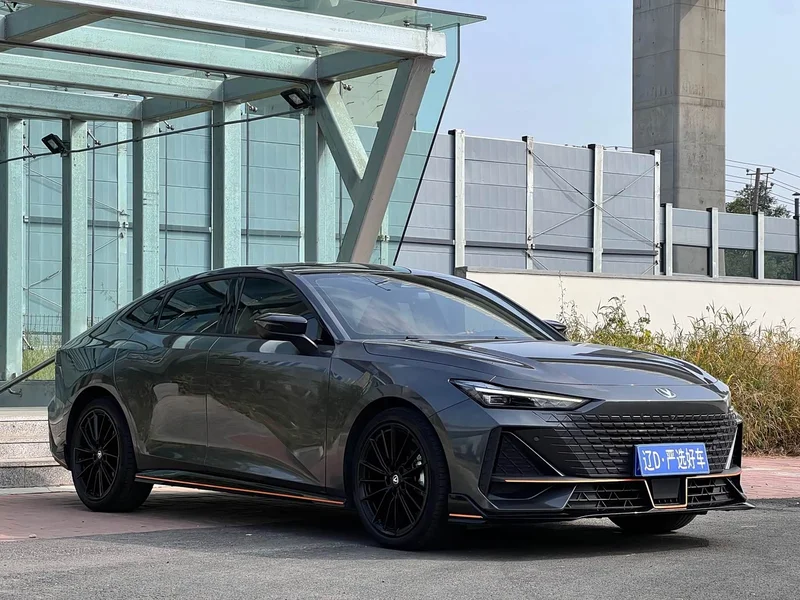 Changan UNI-V — фото 3