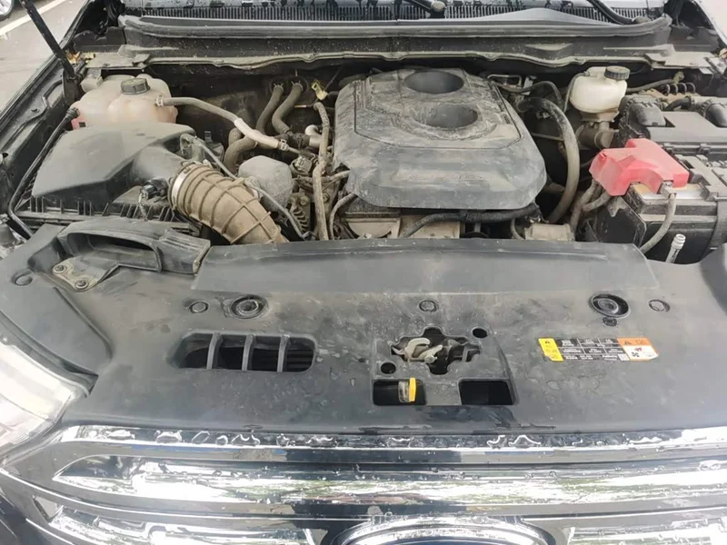 Ford Everest — фото 21