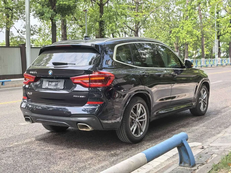 BMW X3 — фото 9