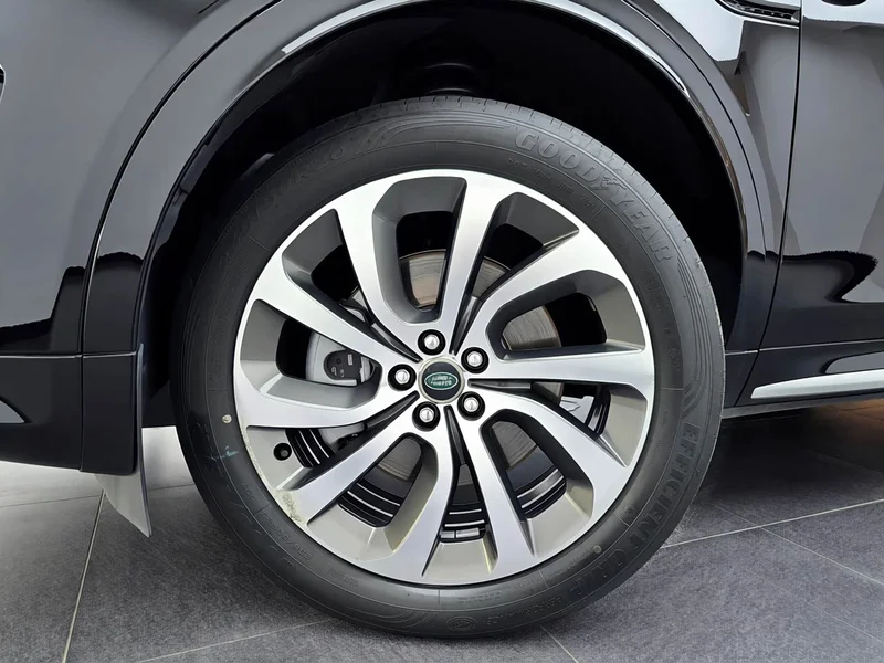 Land Rover Discovery — фото 10
