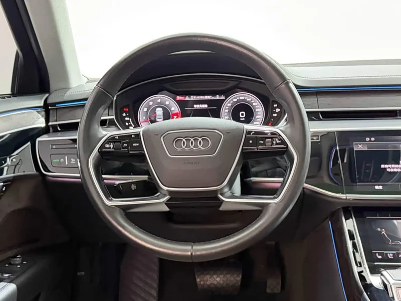 Audi A8 — фото 14