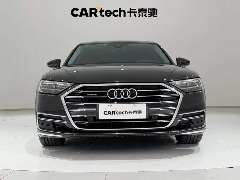 Audi A8 — фото 3