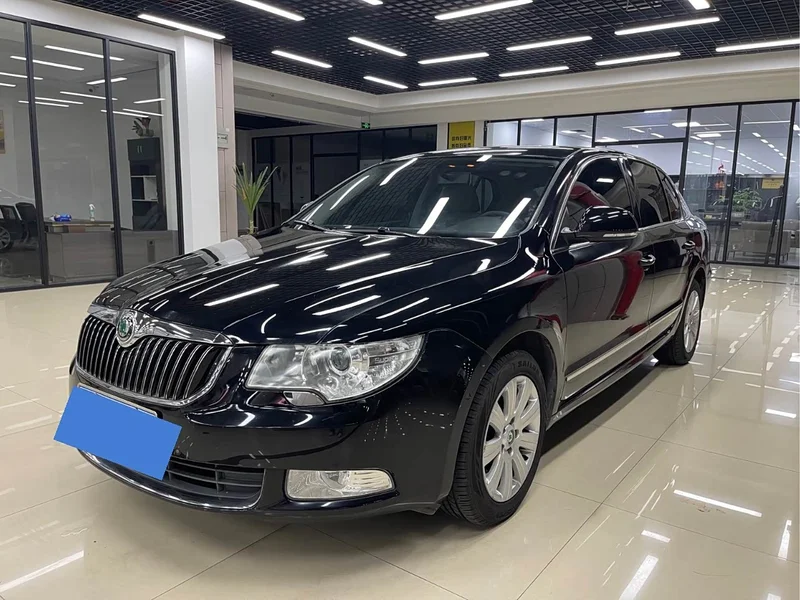 Volkswagen Superb — фото 1