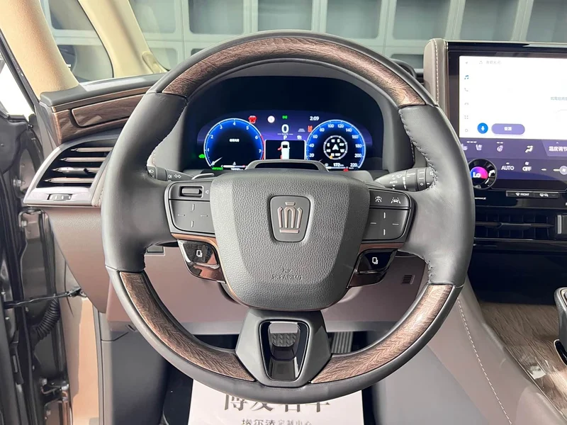 Toyota Vellfire — фото 20