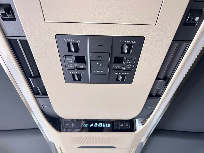 Toyota Vellfire — фото 29