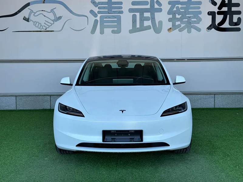Tesla Model 3 — фото 2