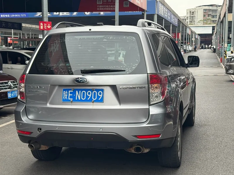 Subaru Forester — фото 12