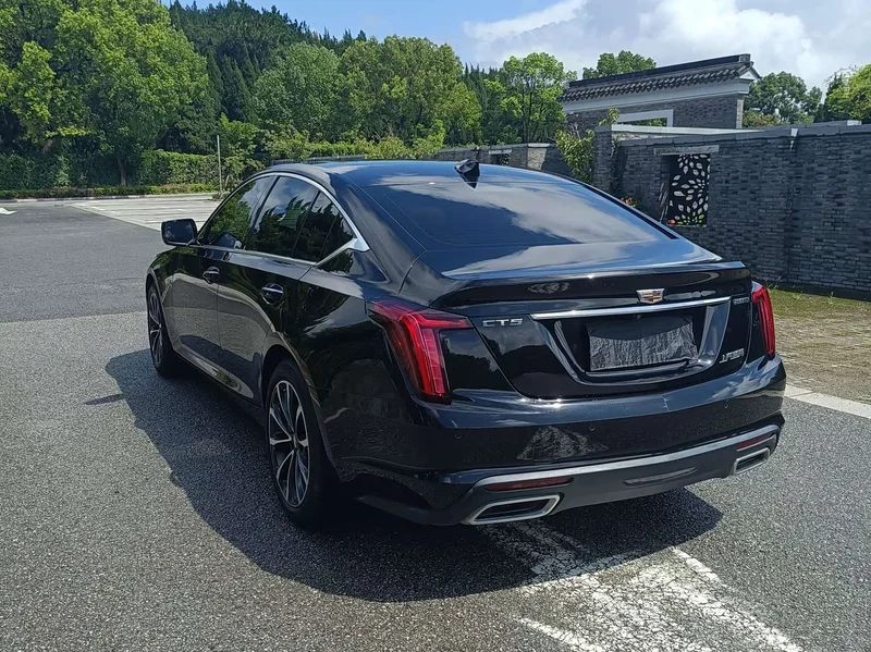 Cadillac CT5 — фото 3