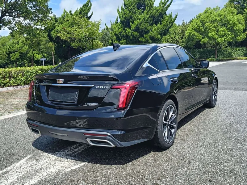 Cadillac CT5 — фото 4