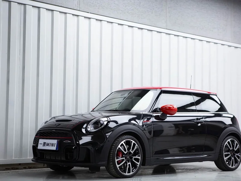 MINI JCW