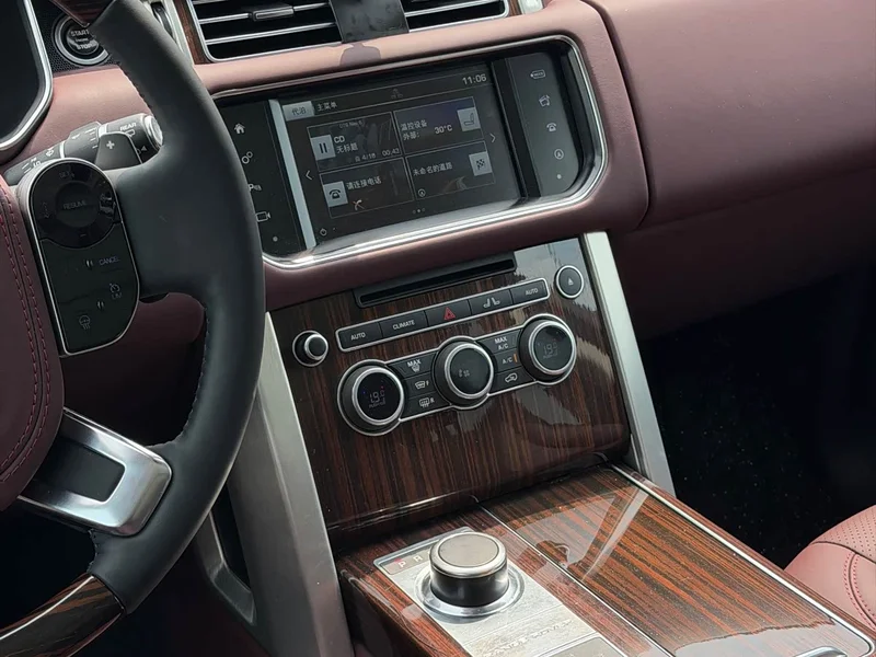 Land Rover Range Rover — фото 19
