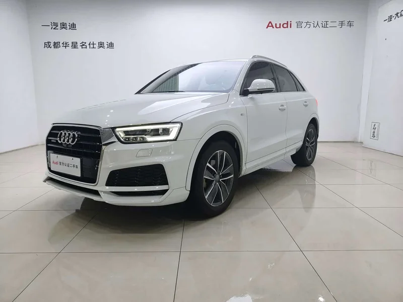 Audi Q3 — фото 1