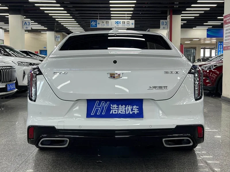 Cadillac CT4 — фото 25