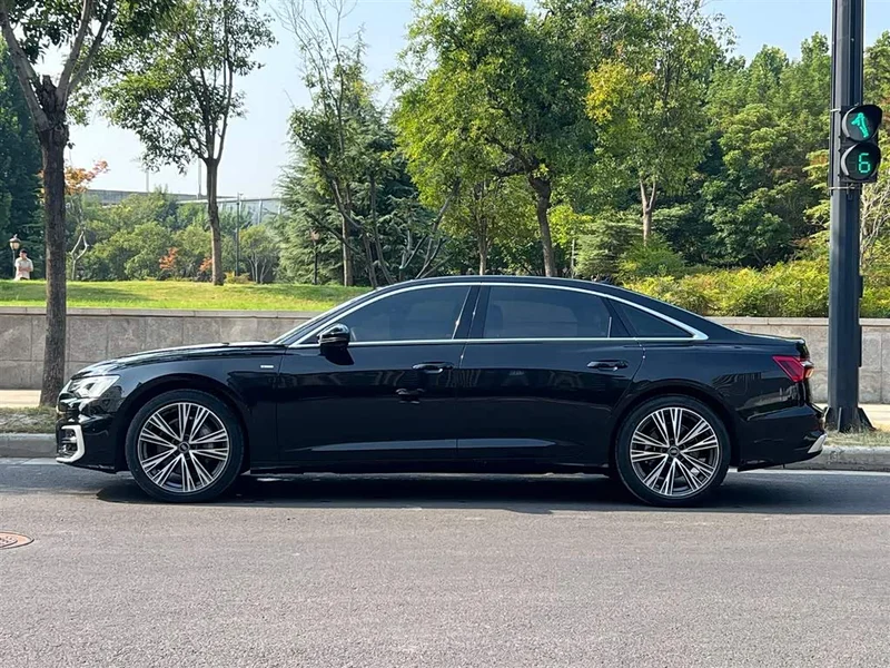 Audi A6L — фото 3