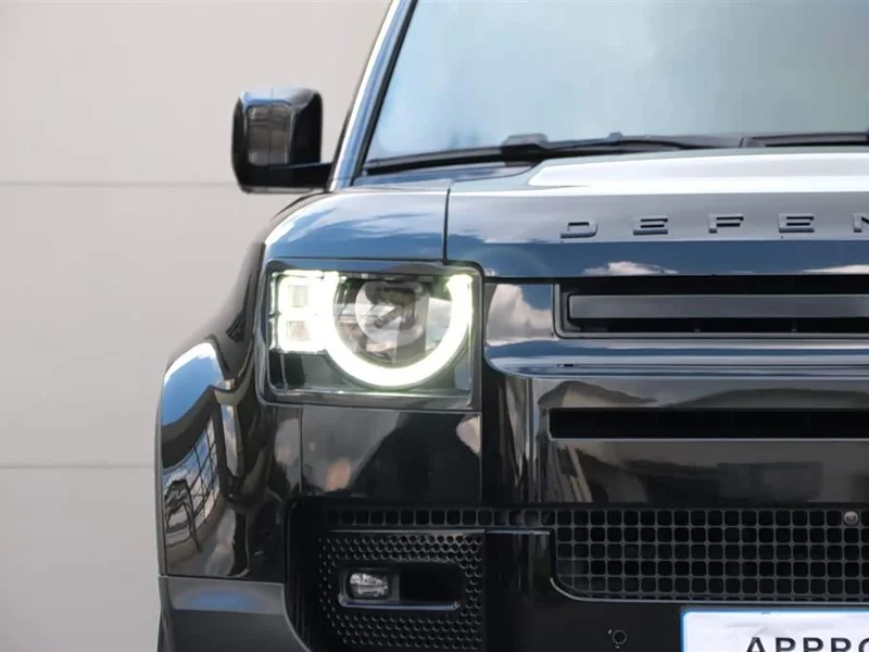 Land Rover Defender — фото 16
