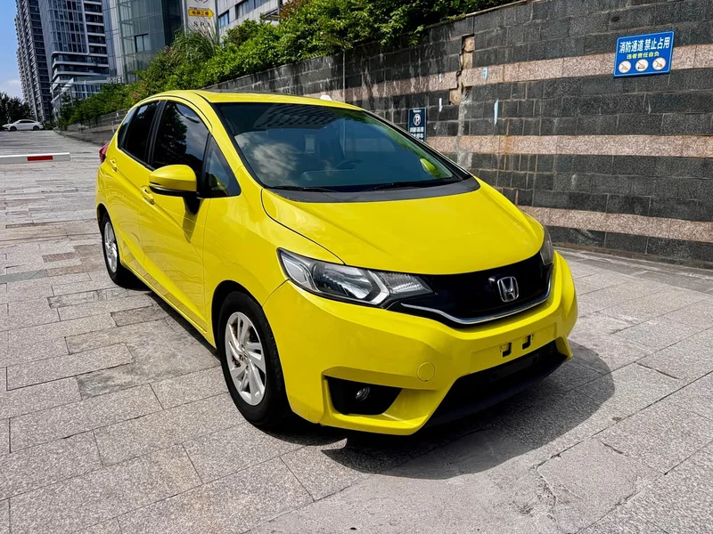 Honda Fit — фото 4