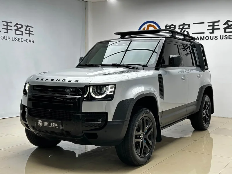 Land Rover Defender — фото 1