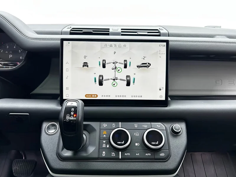 Land Rover Defender — фото 16