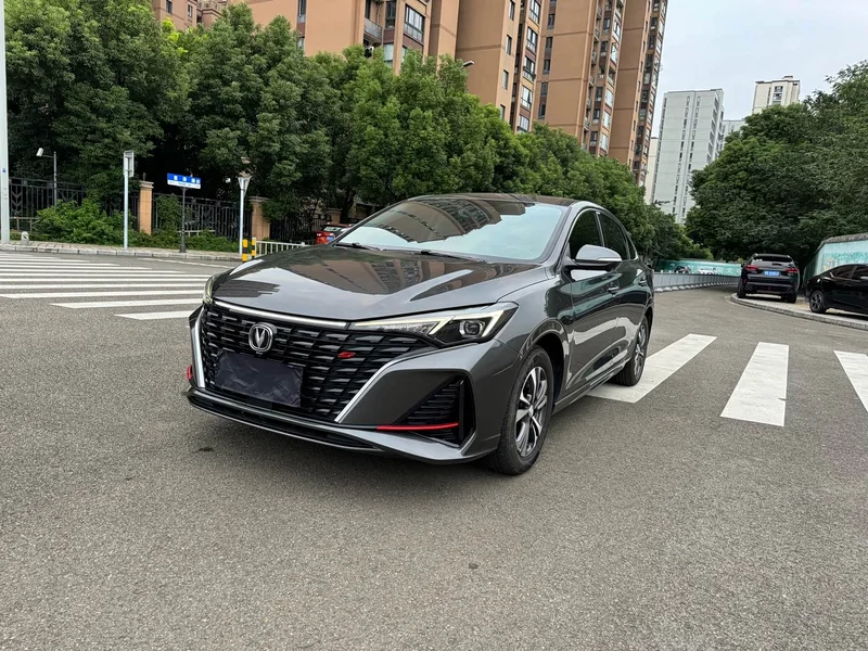 Changan Eado — фото 1