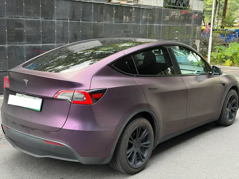 Tesla Model Y — фото 12