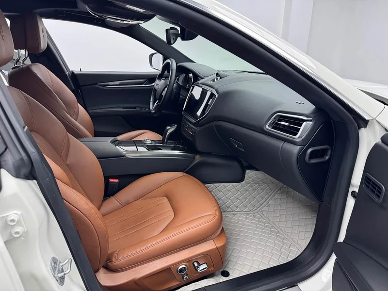 Maserati Ghibli — фото 7
